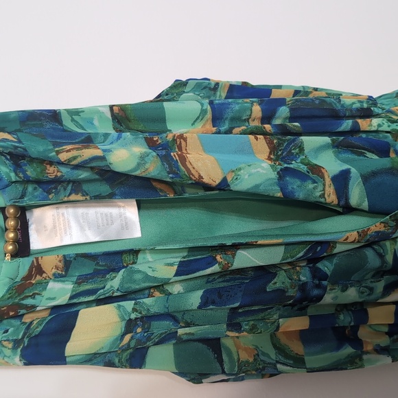 Avon Mark. Asymmetrical Cutout Fancy Dress - Picture 5 of 8